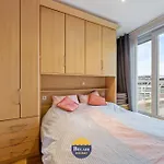 Zeezicht XIII - Cozy 2-Bedroom Apartment On The Belgian Coast With Spacious Sun Terrace And Pool T86