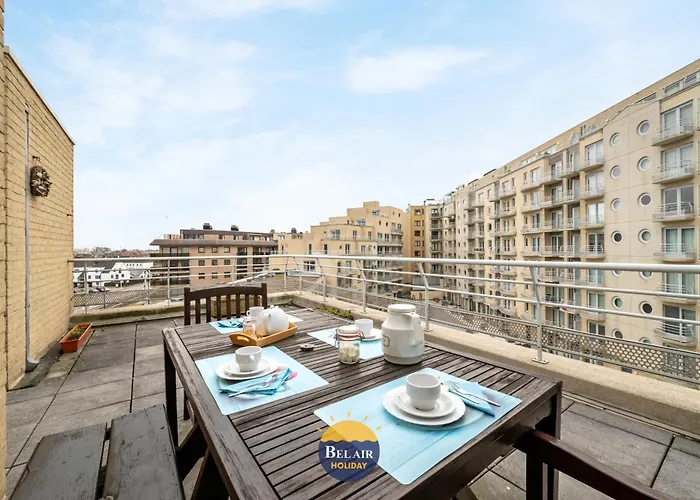 Zeezicht XIII - Cozy 2-Bedroom Apartment On The Belgian Coast With Spacious Sun Terrace And Pool T86