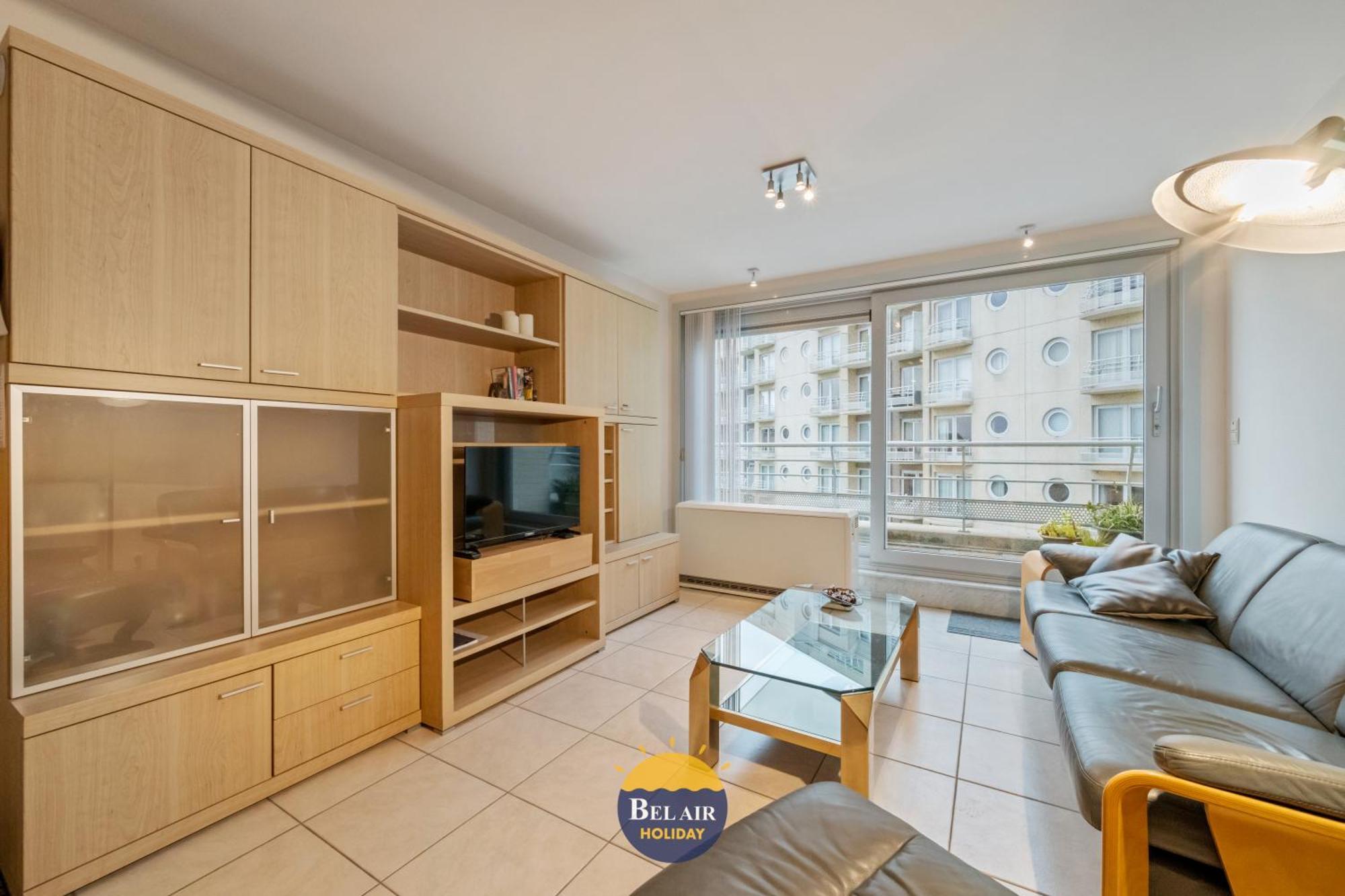 Zeezicht Xiii - Cozy 2-bedroom On The Belgian Coast With Spacious Sun Terrace And Pool T86 Appartement Oostende