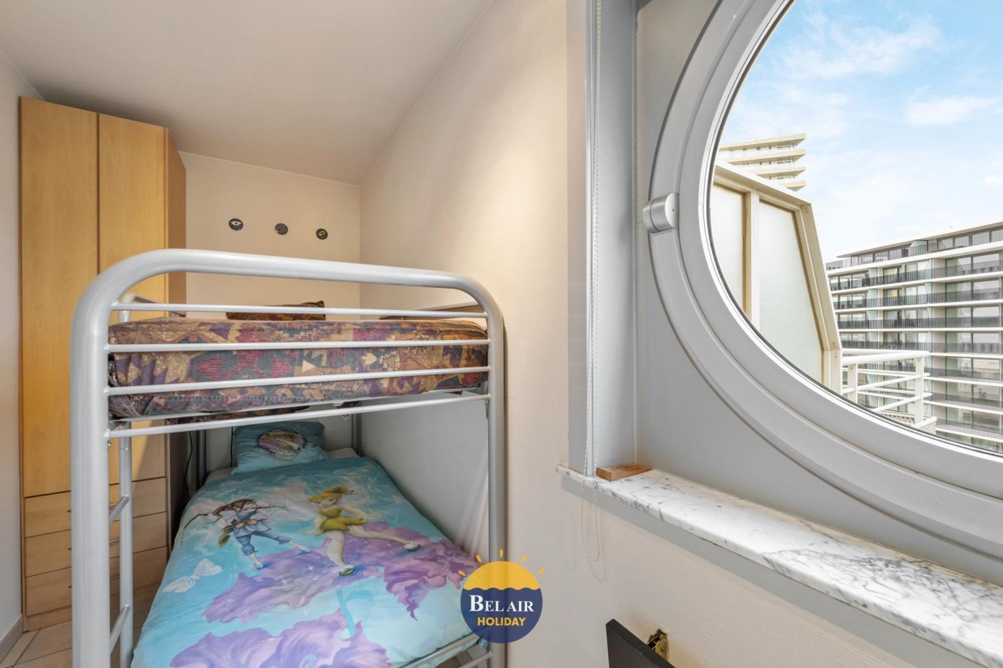 Zeezicht Xiii - Cozy 2-bedroom On The Belgian Coast With Spacious Sun Terrace And Pool T86 Appartement Oostende