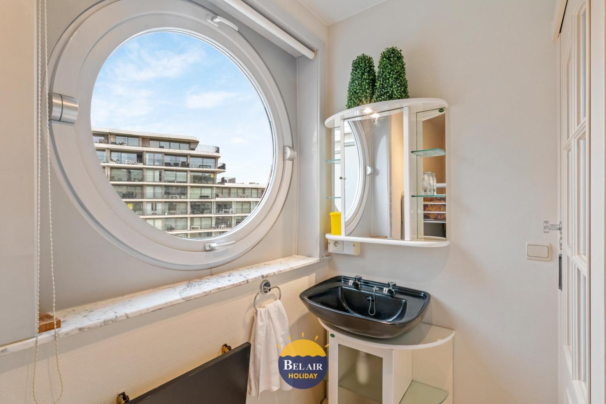 Zeezicht Xiii - Cozy 2-bedroom On The Belgian Coast With Spacious Sun Terrace And Pool T86 Appartement