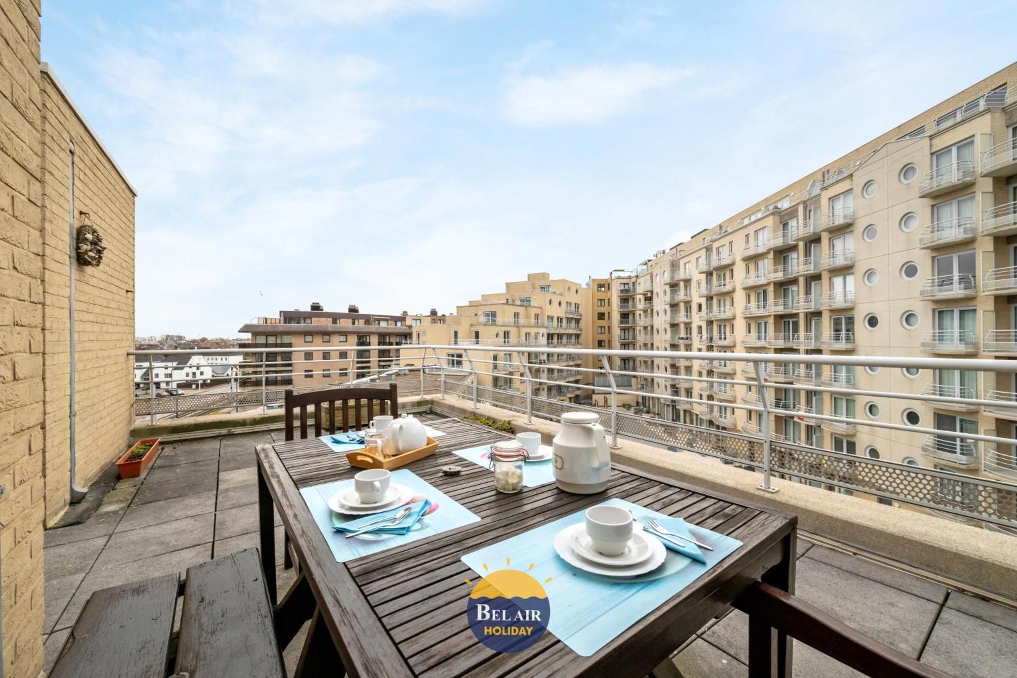 Zeezicht Xiii - Cozy 2-bedroom On The Belgian Coast With Spacious Sun Terrace And Pool T86 Oostende