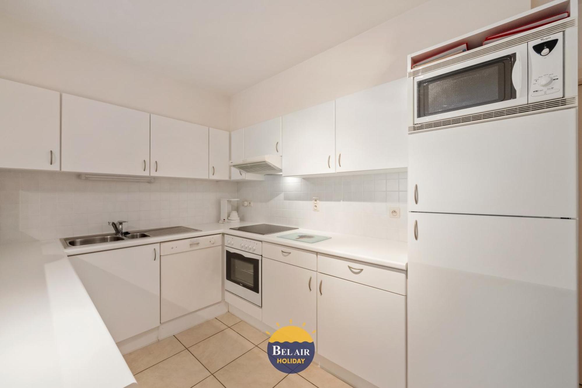 Apartment Zeezicht Xiii - Cozy 2-bedroom On The Belgian Coast With Spacious Sun Terrace And Pool T86 *