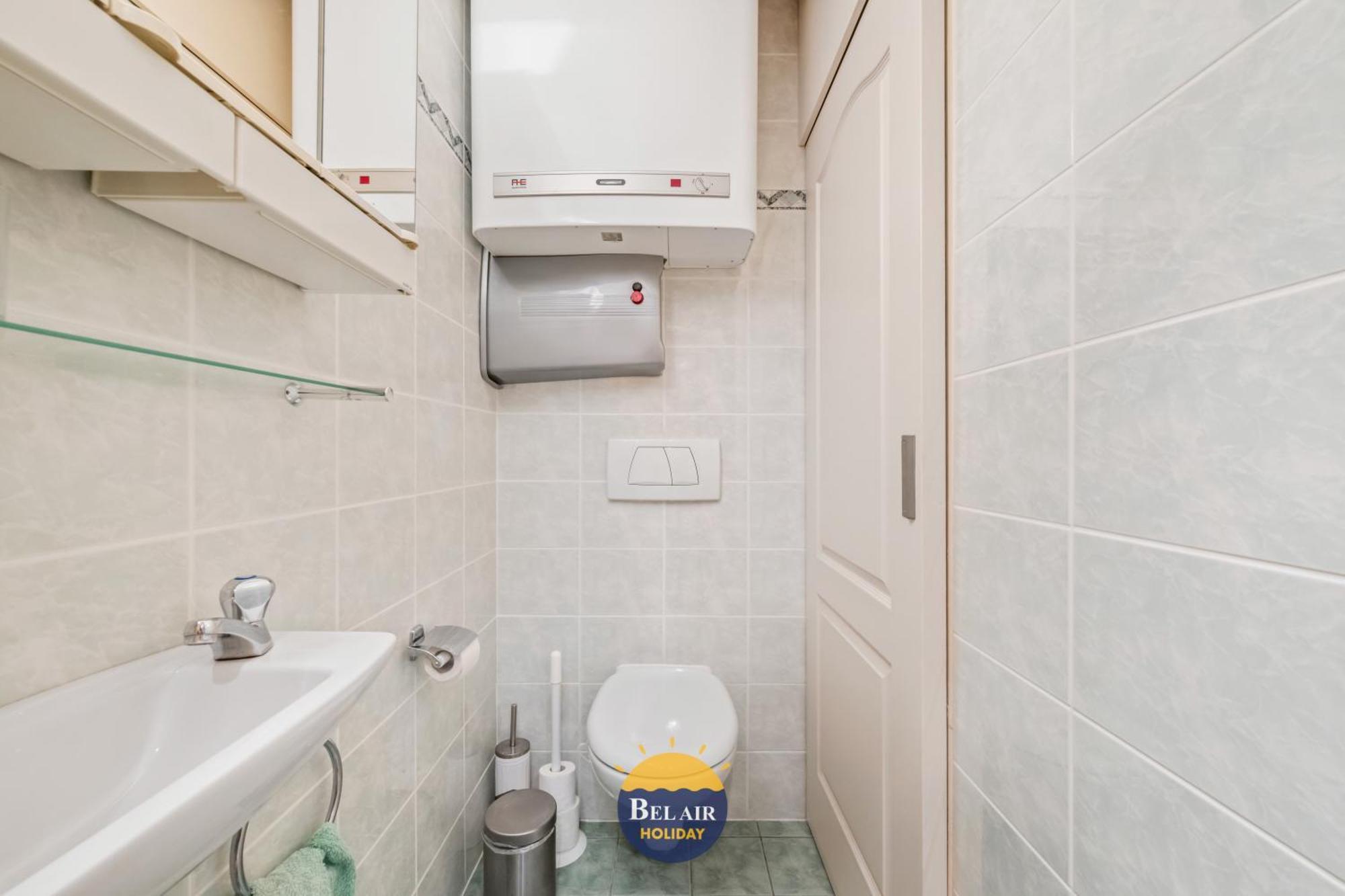 Apartment Zeezicht Xiii - Cozy 2-bedroom On The Belgian Coast With Spacious Sun Terrace And Pool T86 Ostend